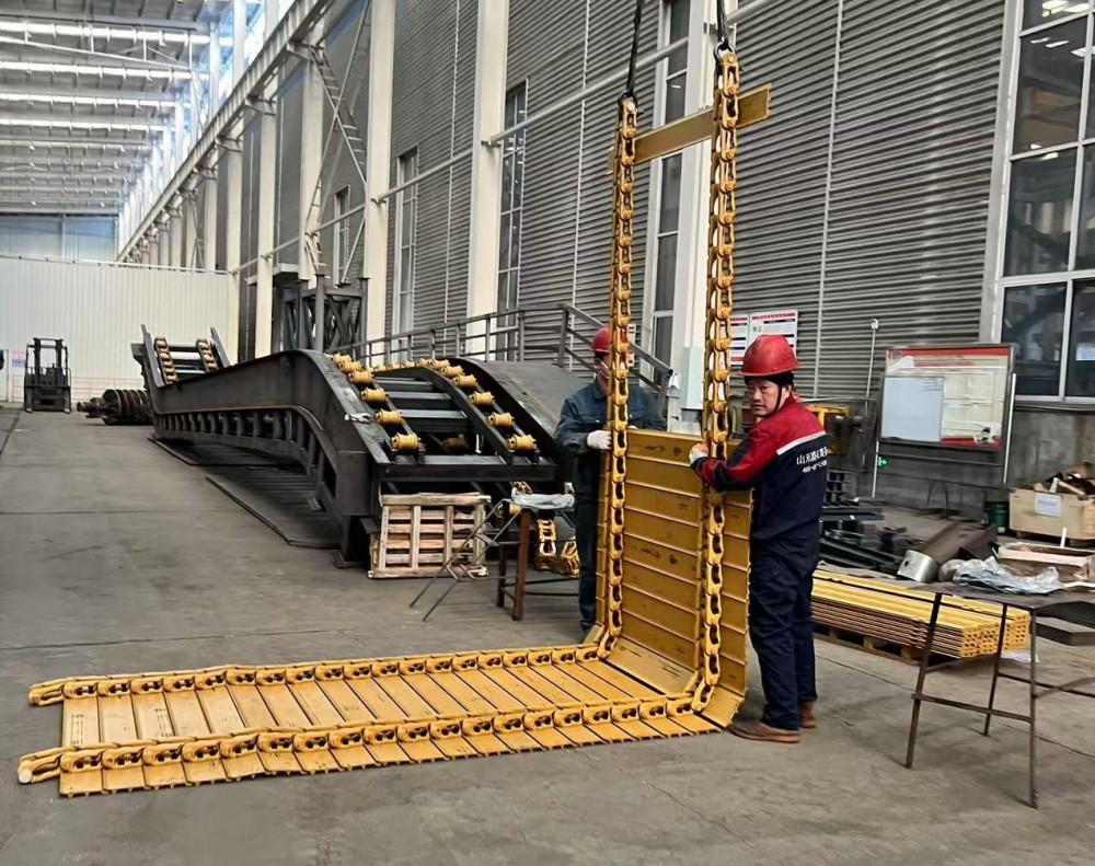 坦克鏈板 堅固耐磨 終身免維護